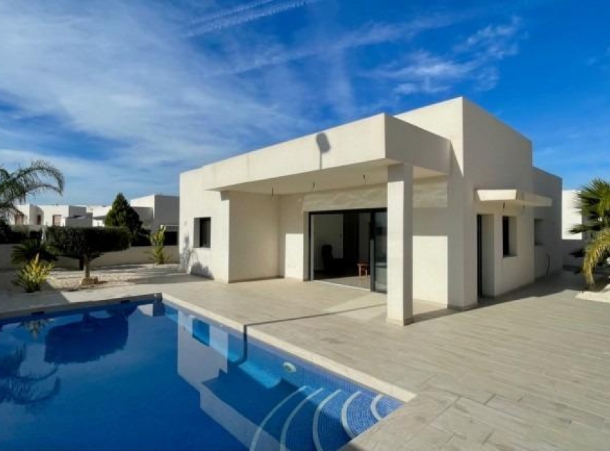 New Property for sale - Villa for sale - Rafal - polideportivo