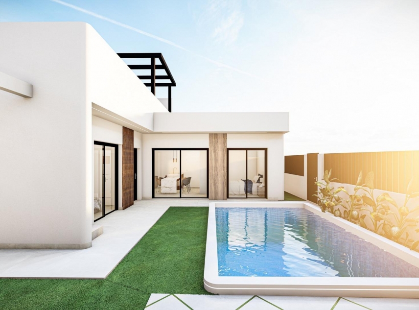 New Property for sale - Villa for sale - Roldan