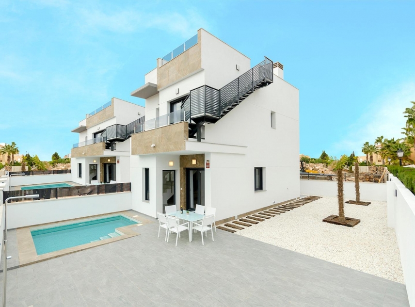 New Property for sale - Villa for sale - Torrevieja - La Torreta