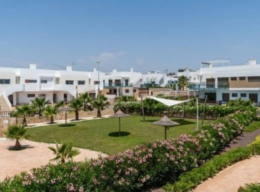 Nieuw onroerend goed te koop - Bungalow te koop - Orihuela - Vistabella Golf