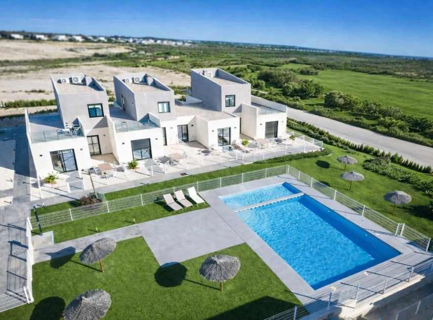 Nueva propiedad en venta - Casa adosada en venta - Banos y Mendigo - Altaona Golf
