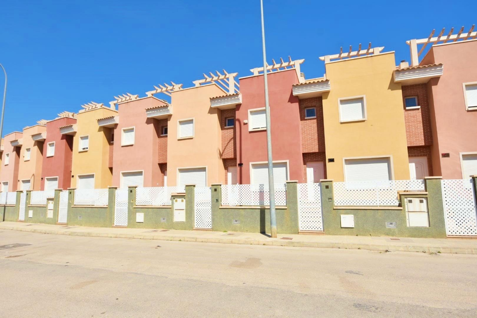 Nueva propiedad en venta - Townhouse for sale - Bigastro - Bigastro Town