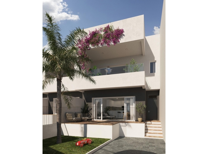 Nueva propiedad en venta - Townhouse for sale - Montfort Del Cid - Alenda Golf