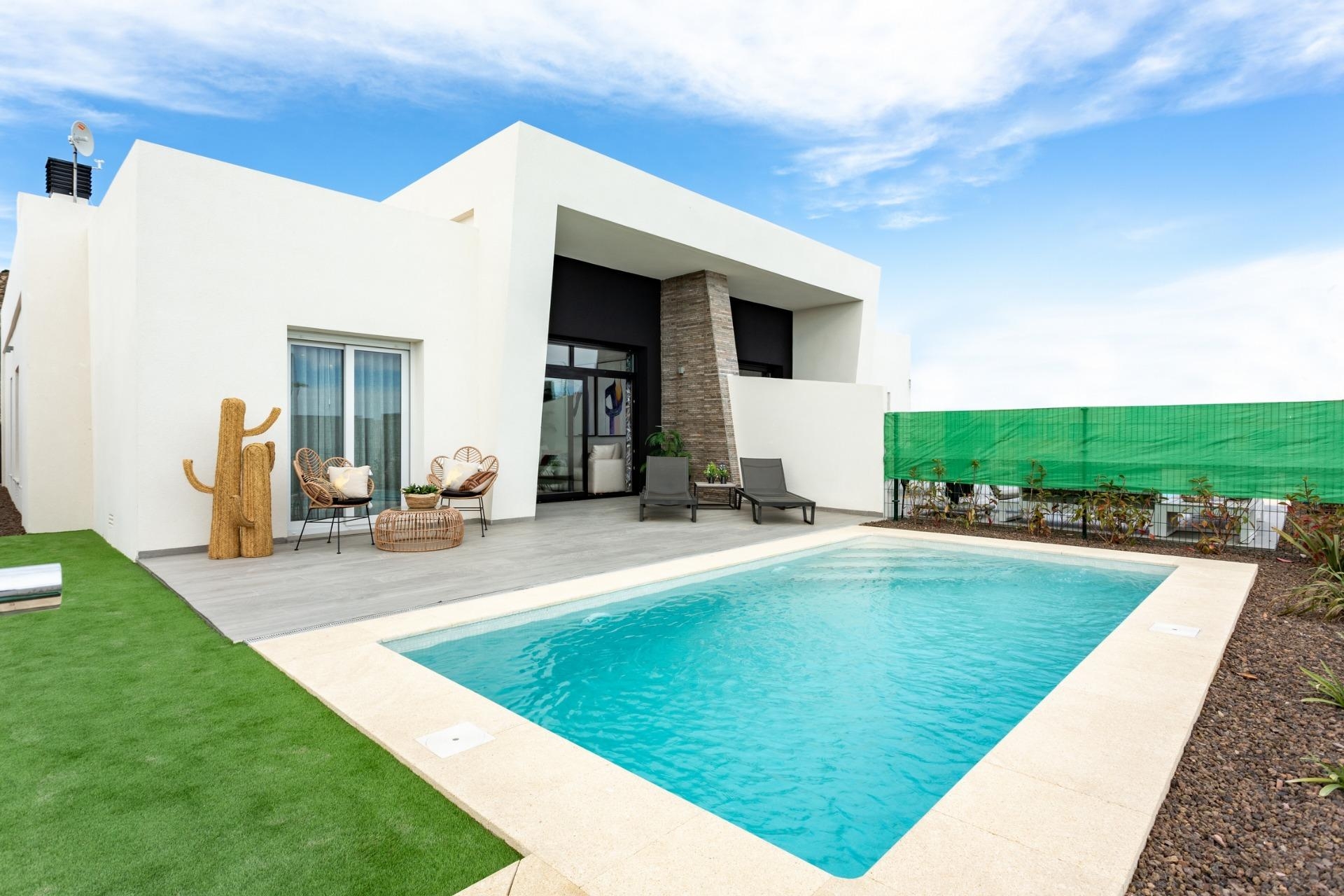 Nueva propiedad en venta - Villa for sale - Algorfa - La Finca Golf