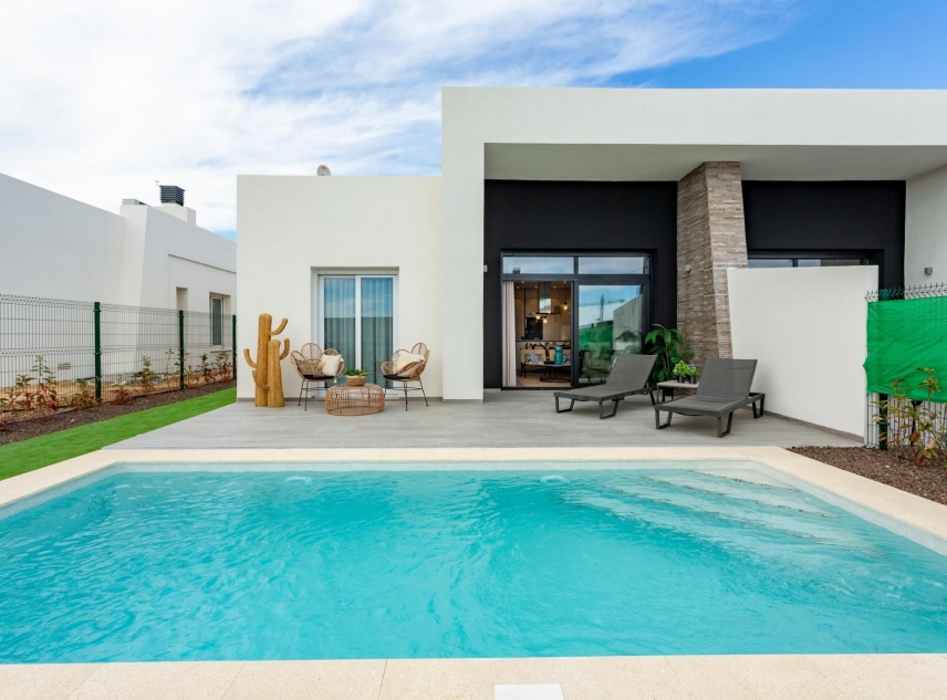 Nueva propiedad en venta - Villa for sale - Algorfa - La Finca Golf