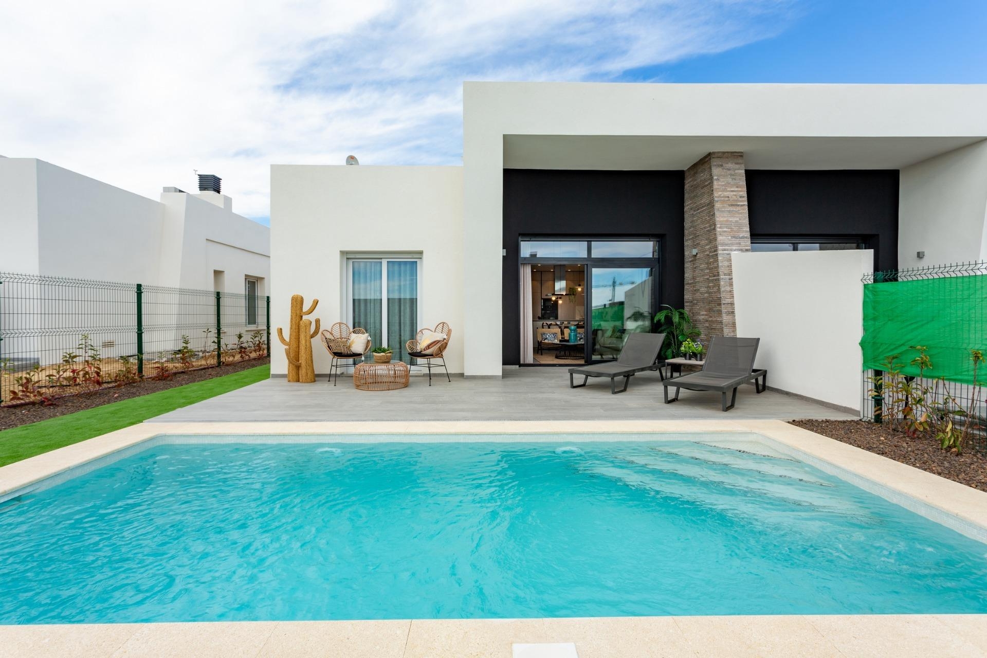 Nueva propiedad en venta - Villa for sale - Algorfa - La Finca Golf