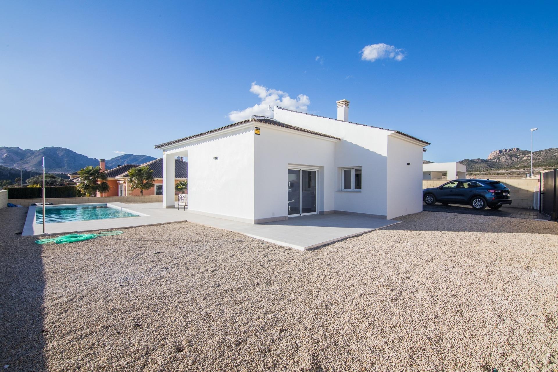 Nueva propiedad en venta - Villa for sale - Pinoso - Campo