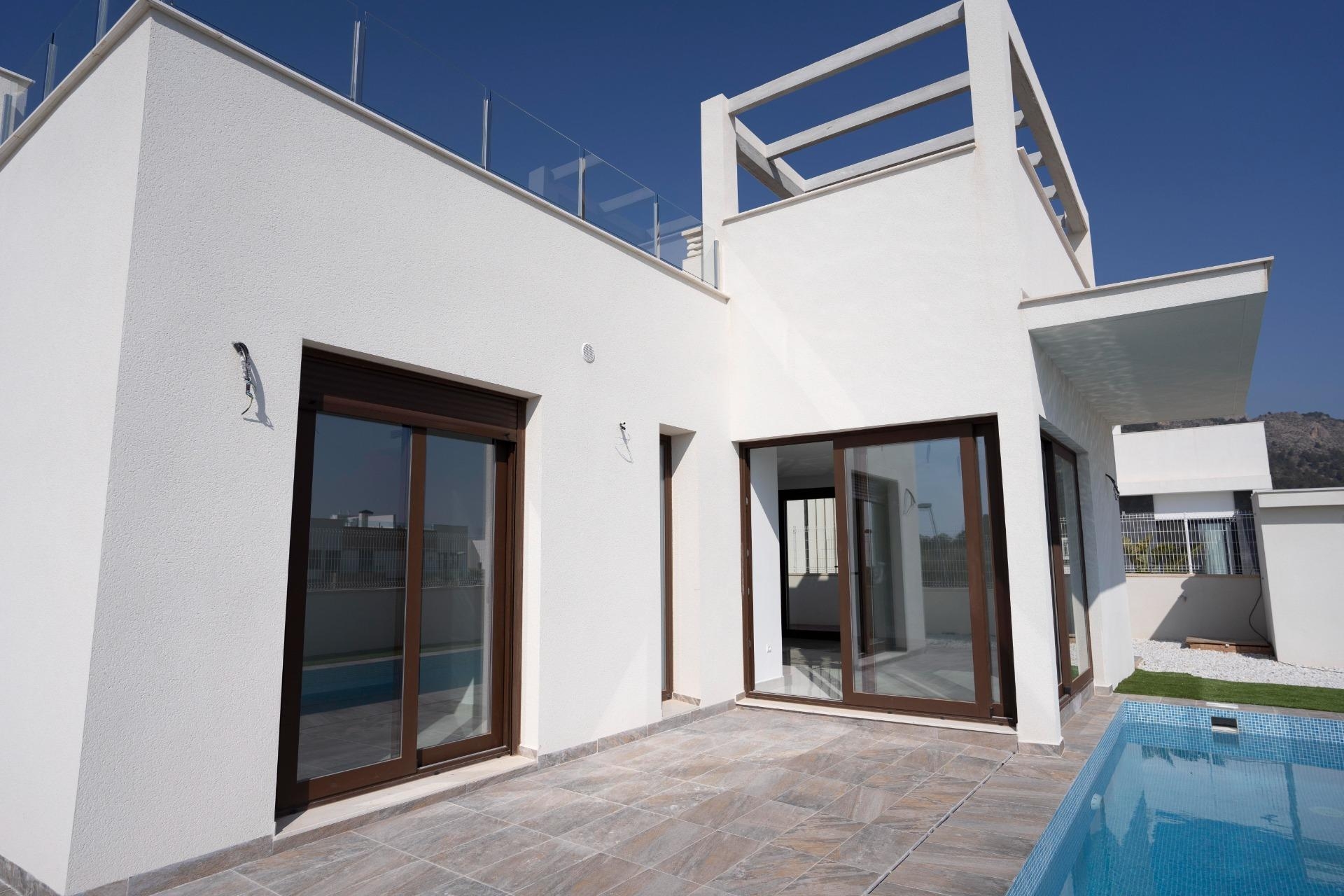 Nueva propiedad en venta - Villa for sale - Polop - Alberca