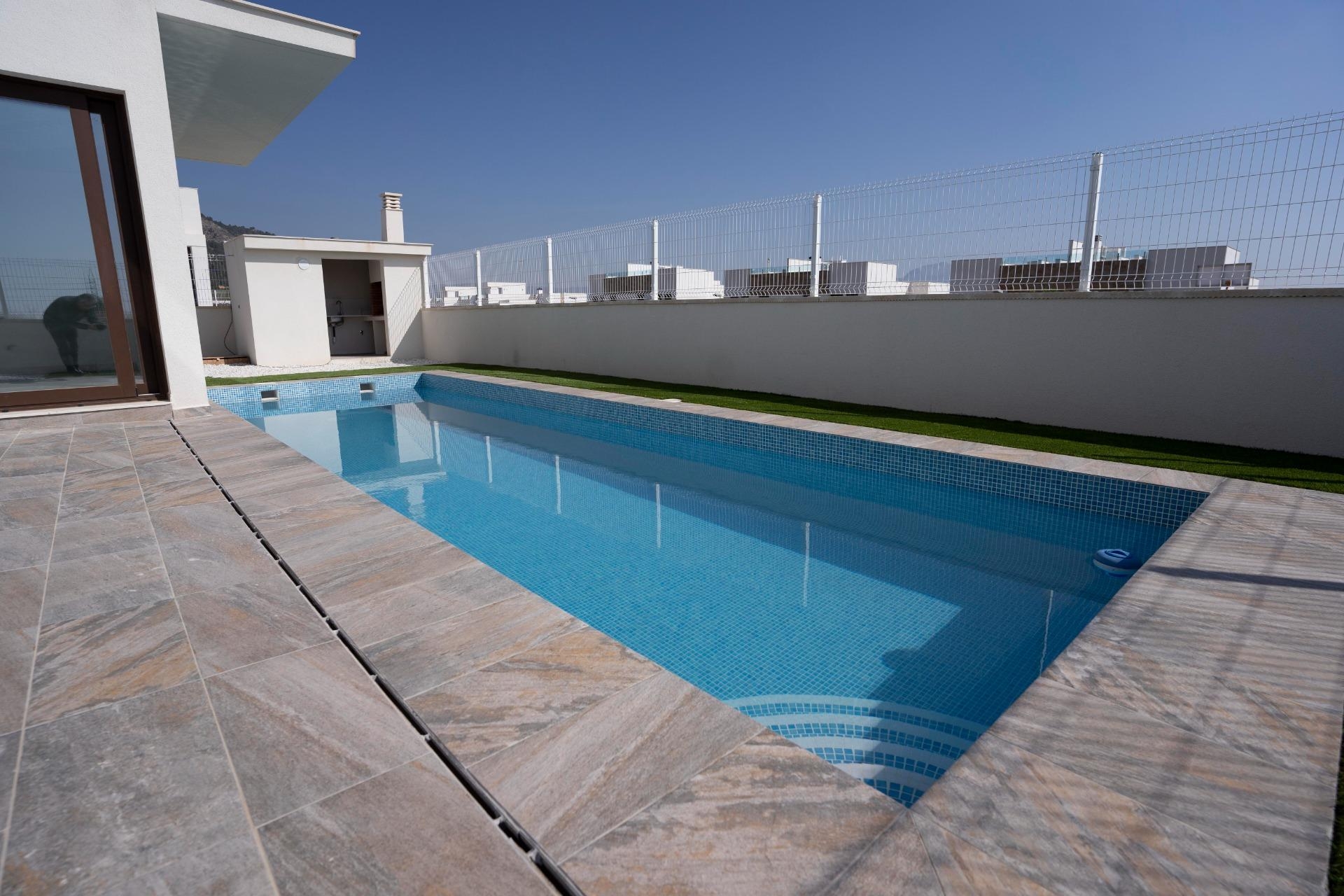 Nueva propiedad en venta - Villa for sale - Polop - Alberca