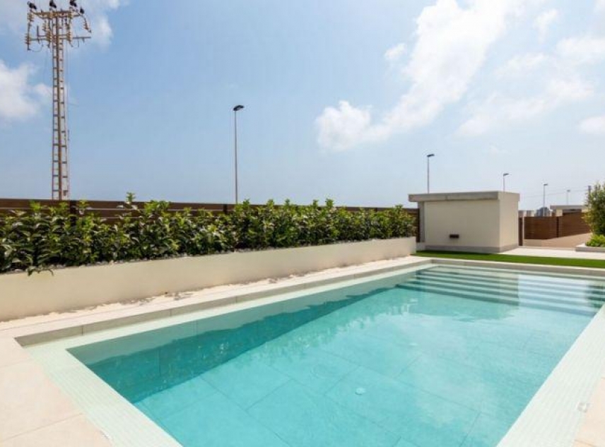 Nueva propiedad en venta - Villa for sale - Torrevieja - Los Altos