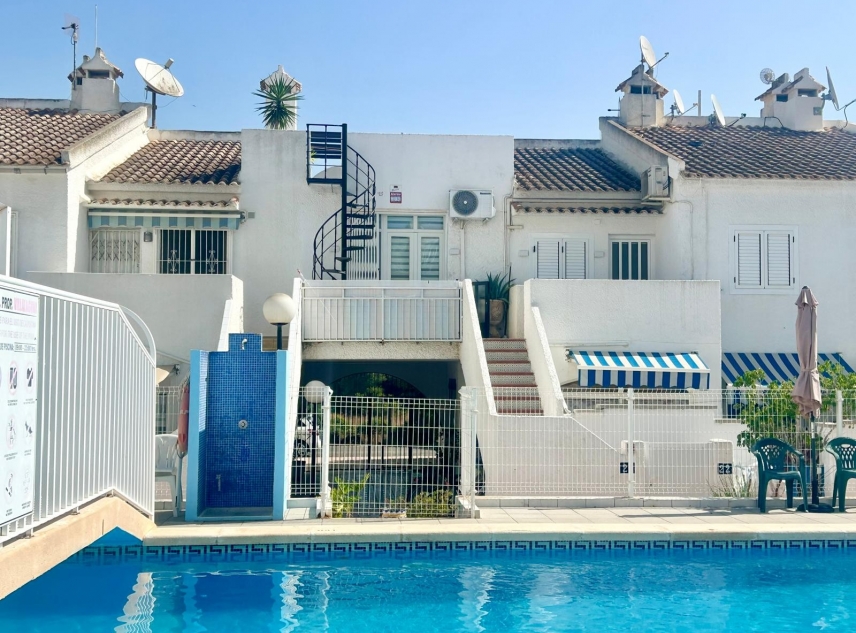 Property for sale - Bungalow for sale - Torrevieja - El Chaparral