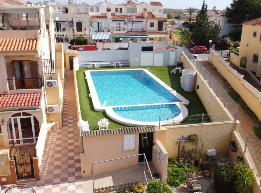 Property for sale - Bungalow for sale - Torrevieja - El Chaparral