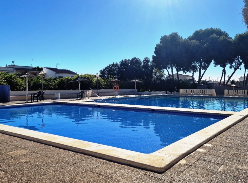 Property for sale - Bungalow for sale - Torrevieja - El Limonar