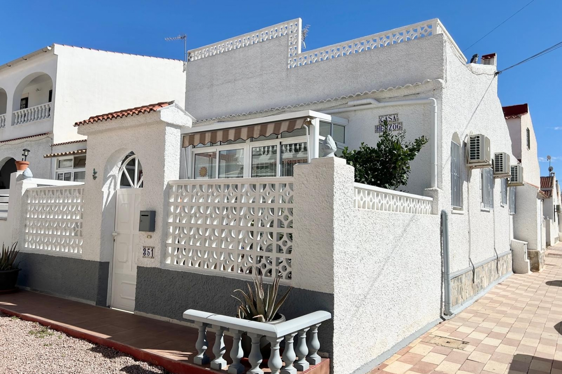 Property for sale - Bungalow for sale - Torrevieja - La Siesta