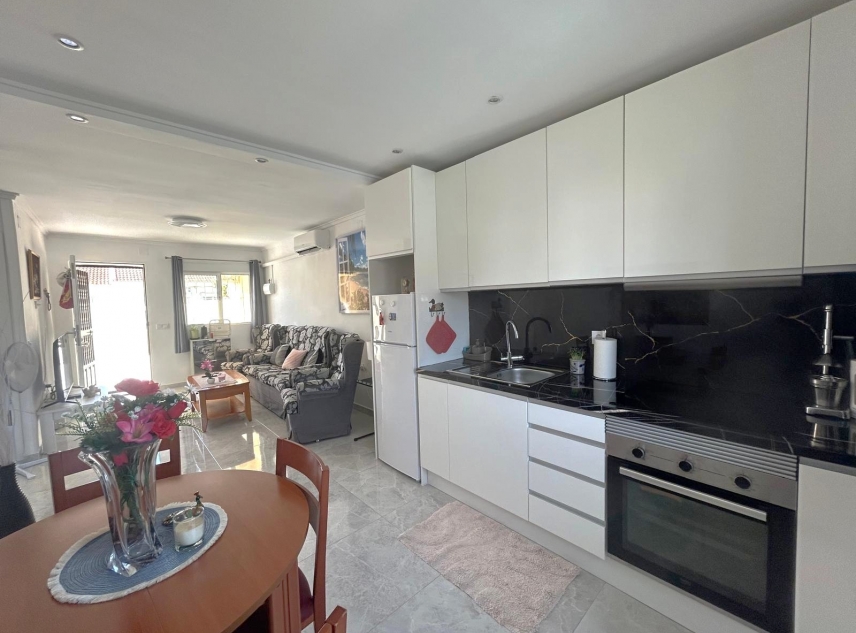 Property for sale - Bungalow for sale - Torrevieja - La Torreta