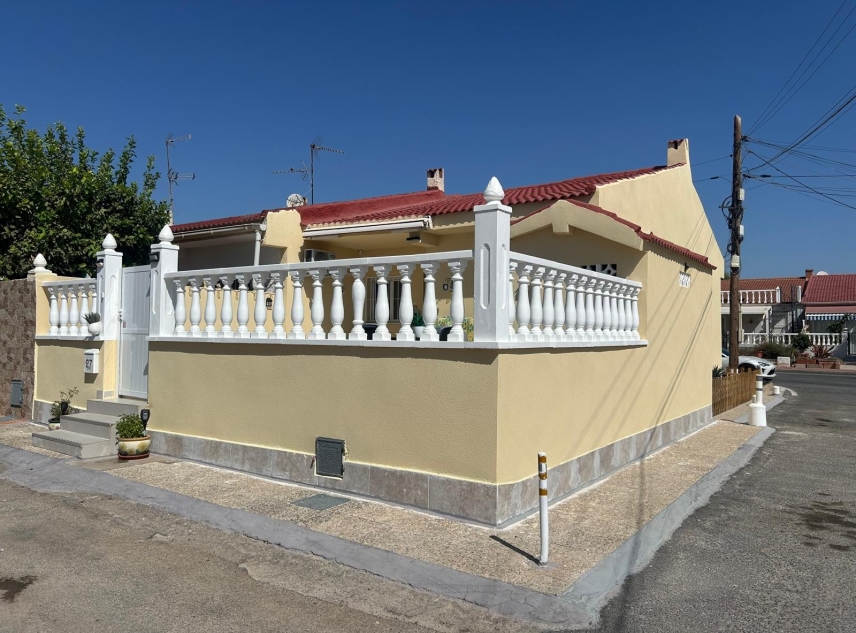 Property for sale - Bungalow for sale - Torrevieja - La Torreta