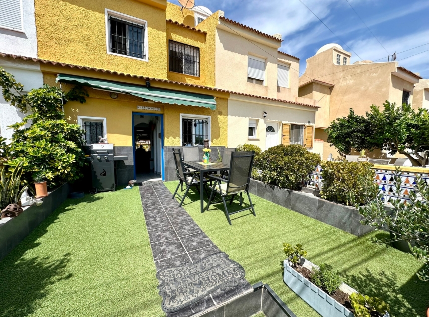 Property for sale - Townhouse for sale - Torrevieja - El Chaparral