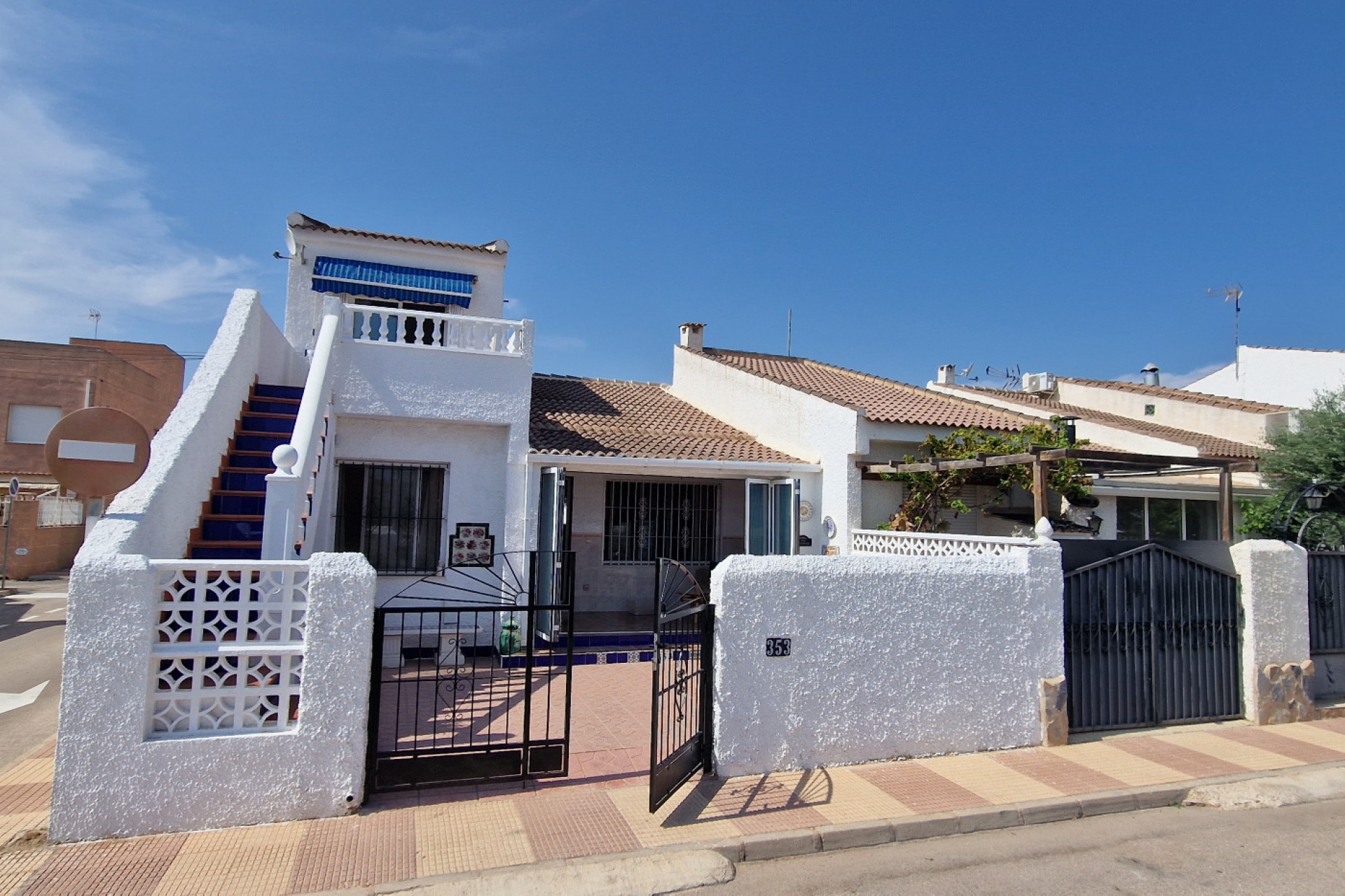 Property for sale - Townhouse for sale - Torrevieja - El Limonar