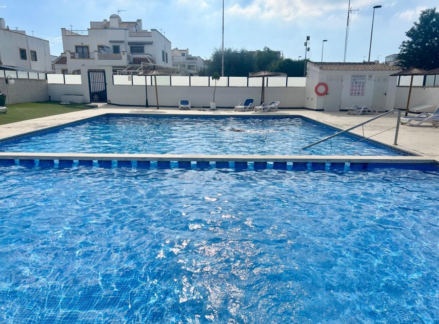 Property for sale - Townhouse for sale - Torrevieja - Jardin del Mar