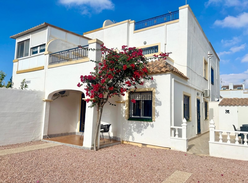 Property for sale - Townhouse for sale - Torrevieja - Jardin del Mar