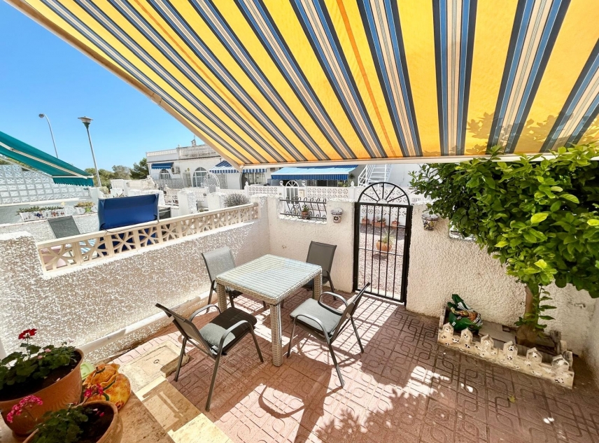 Property for sale - Townhouse for sale - Torrevieja - La Siesta