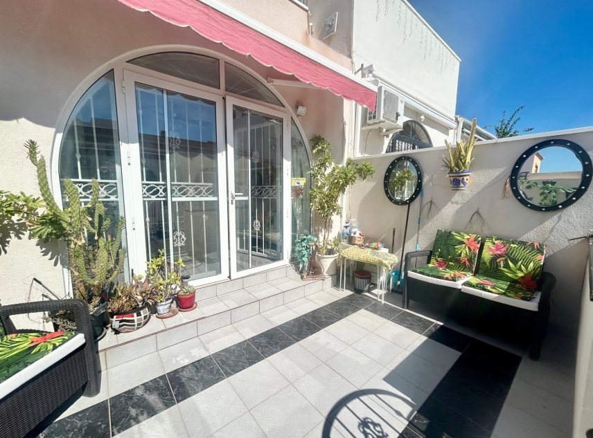 Property for sale - Townhouse for sale - Torrevieja - La Siesta