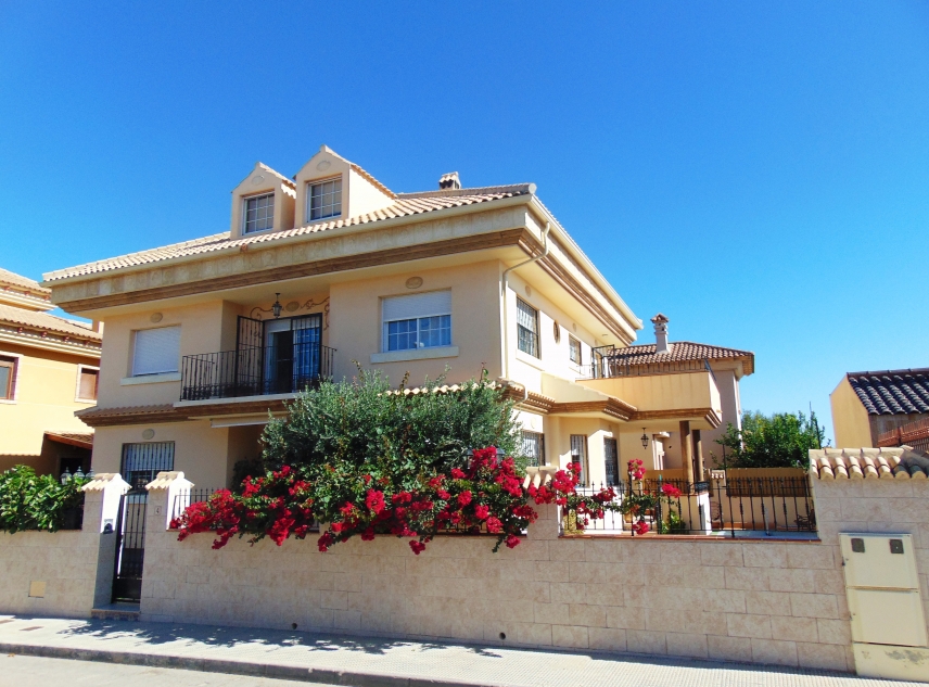 Property for sale - Villa for sale - Almoradi