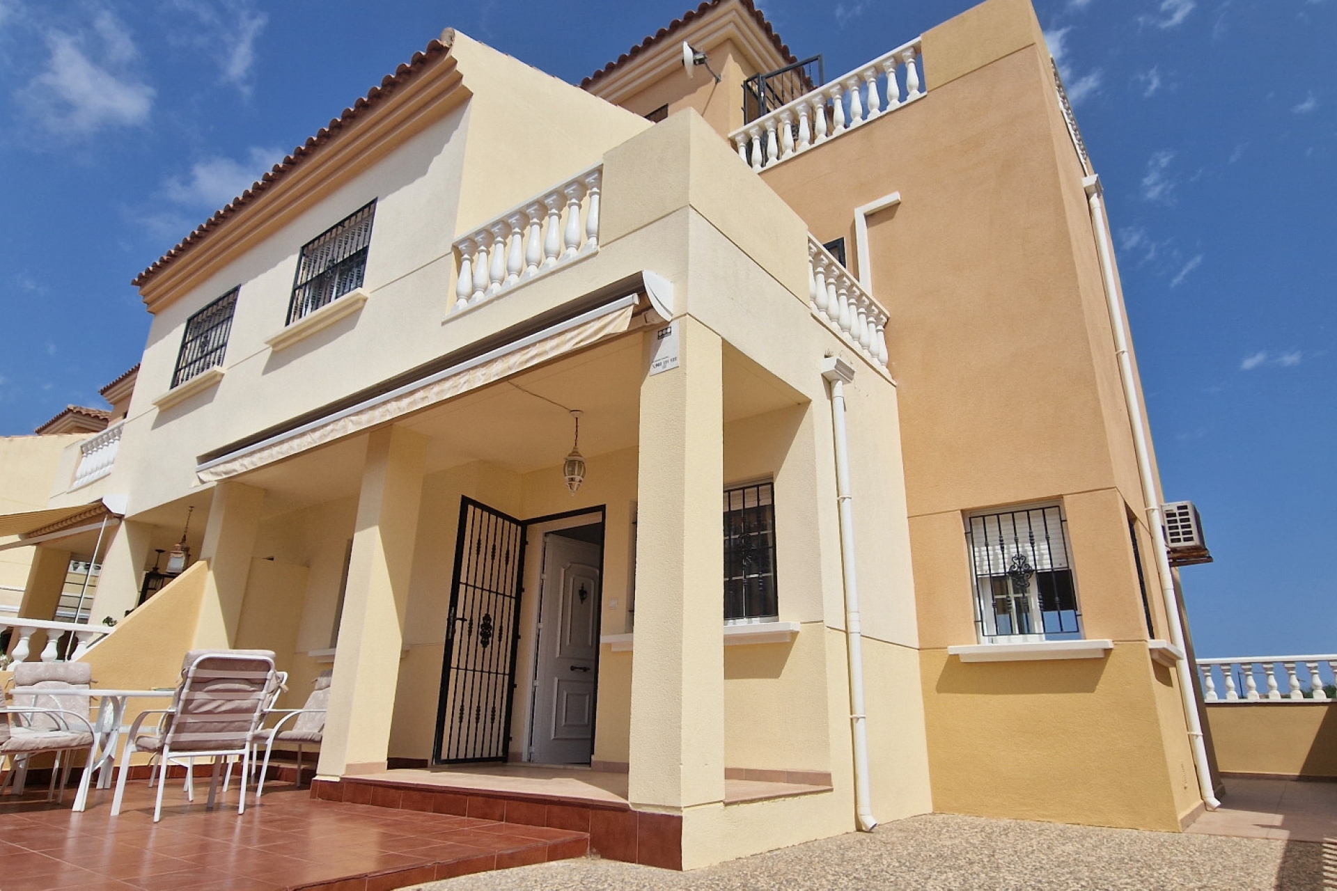 Property for sale - Villa for sale - Torrevieja - La Torreta