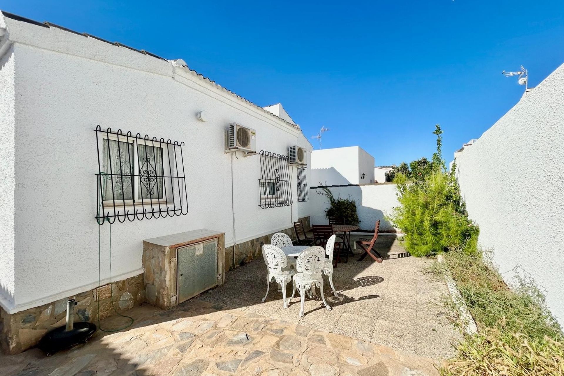 Property for sale - Villa for sale - Torrevieja - San Luis