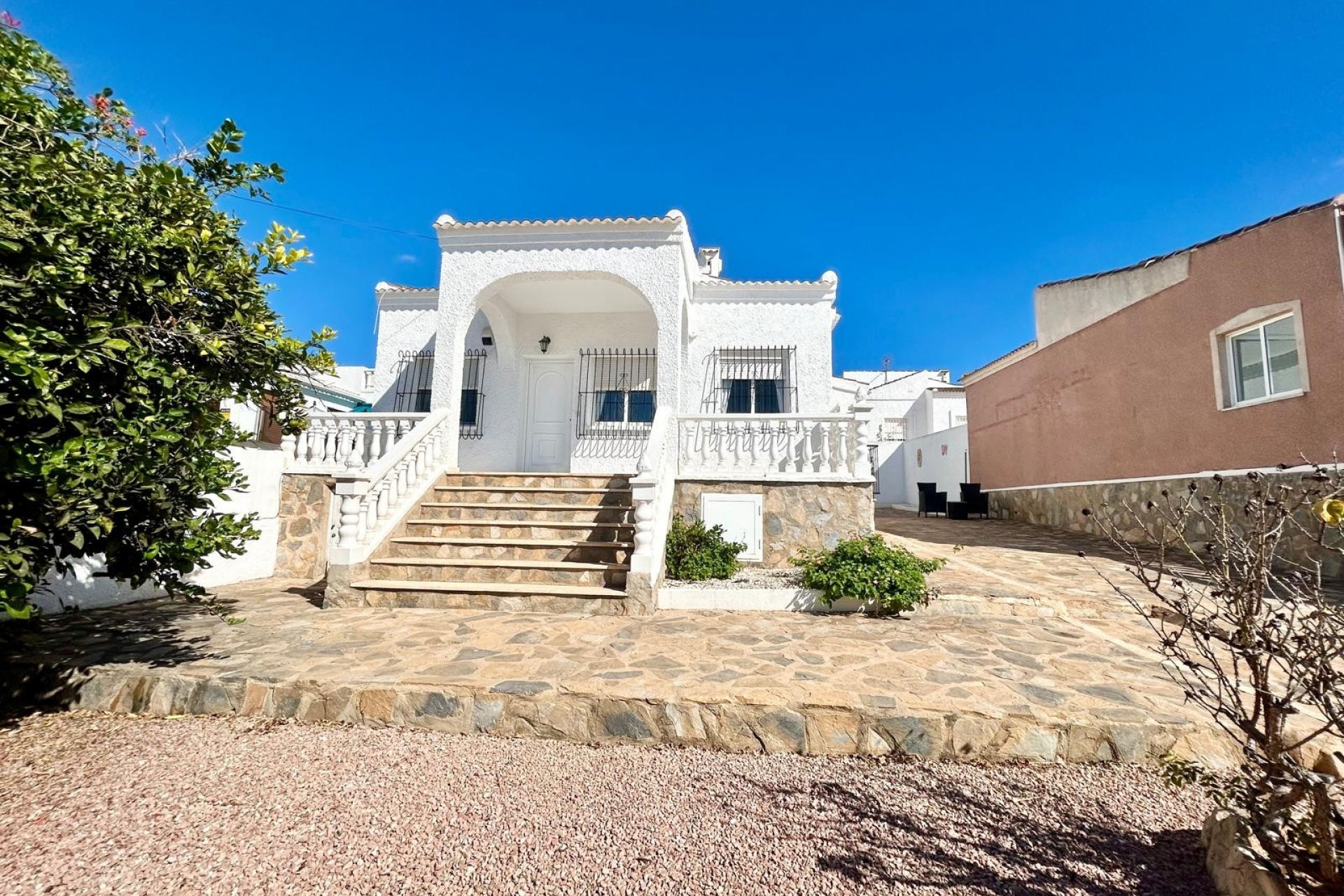 Property for sale - Villa for sale - Torrevieja - San Luis