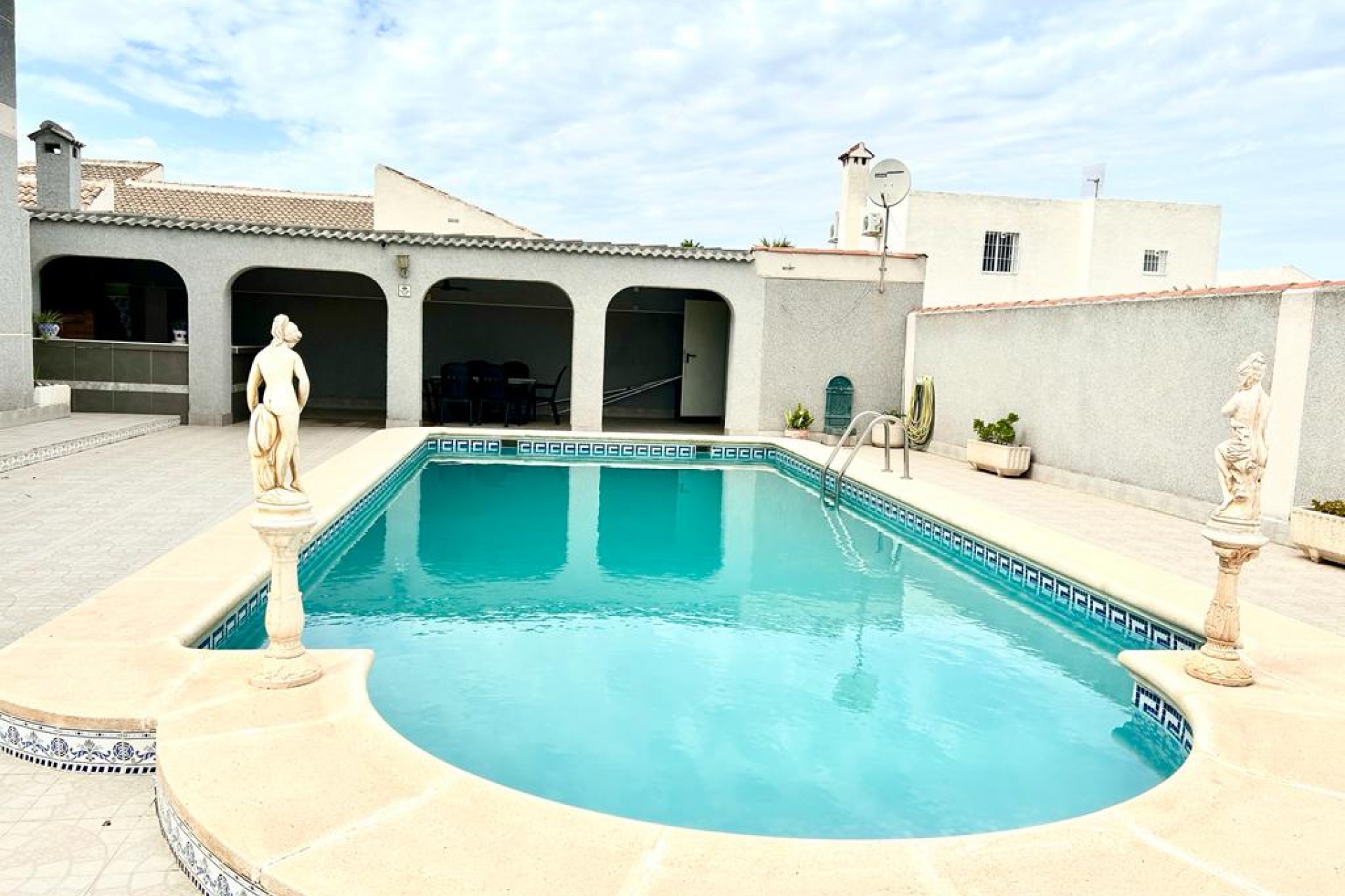 Property for sale - Villa for sale - Torrevieja - San Luis