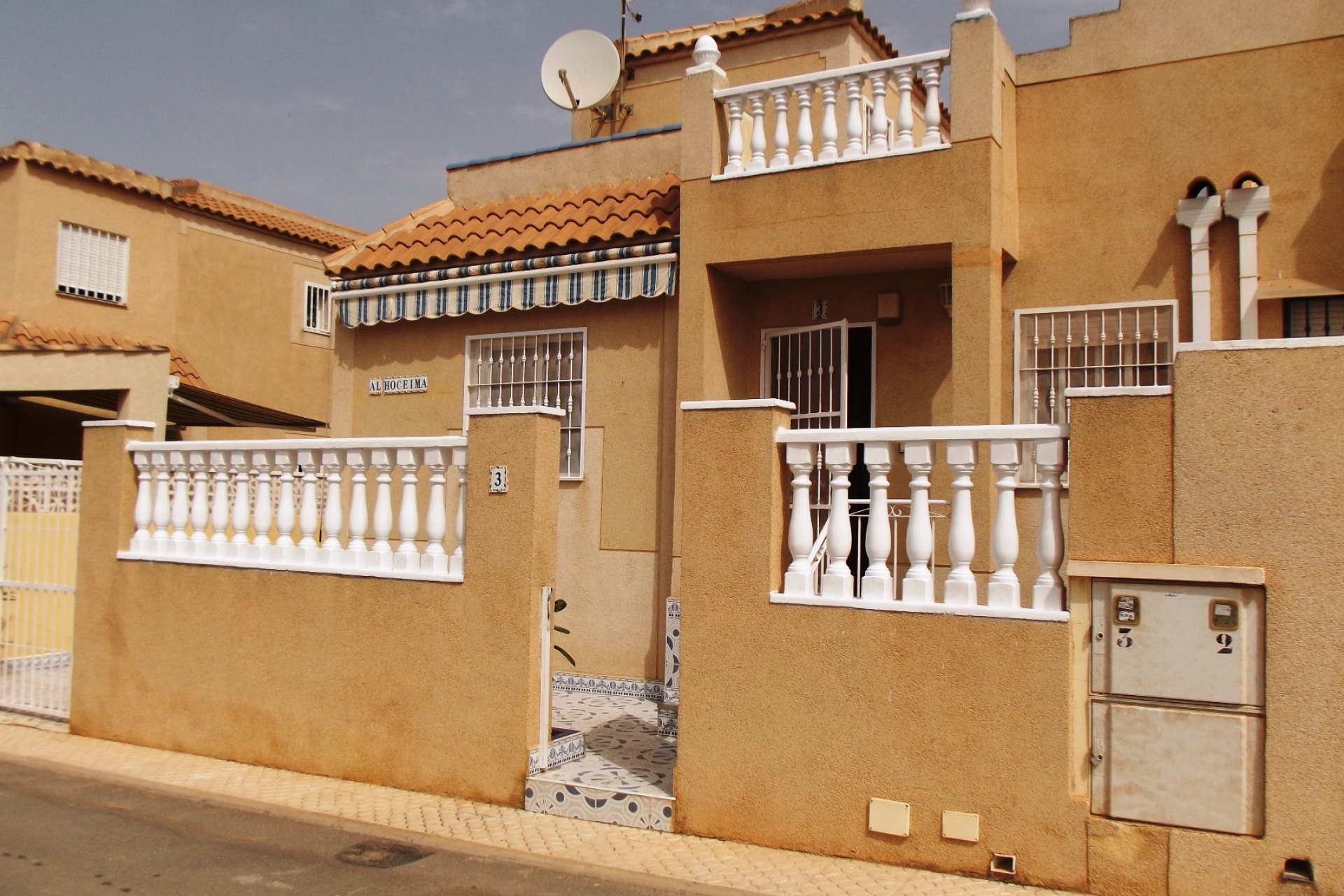 Property on Hold - Villa for sale - Torrevieja - Jardin del Mar