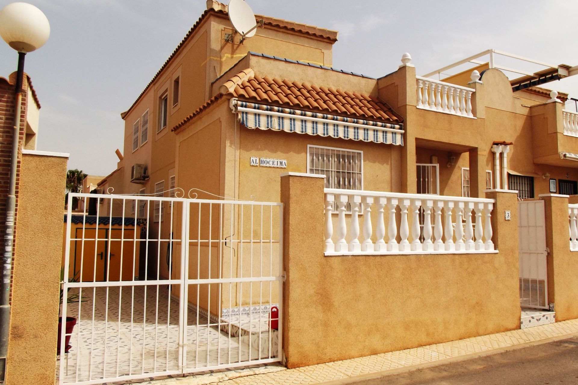 Property on Hold - Villa for sale - Torrevieja - Jardin del Mar