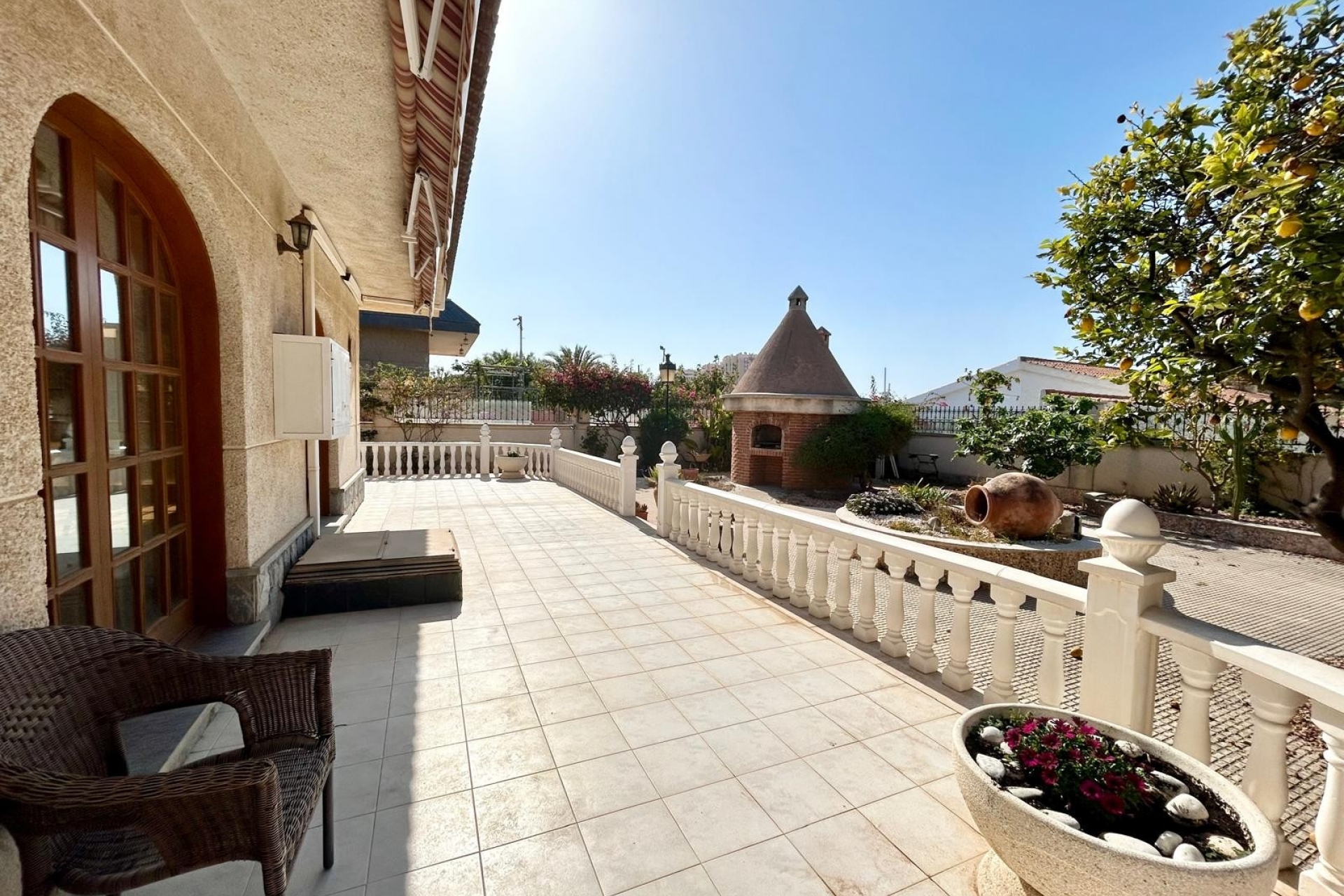 Property on Hold - Villa for sale - Torrevieja - Torrevieja Town Centre