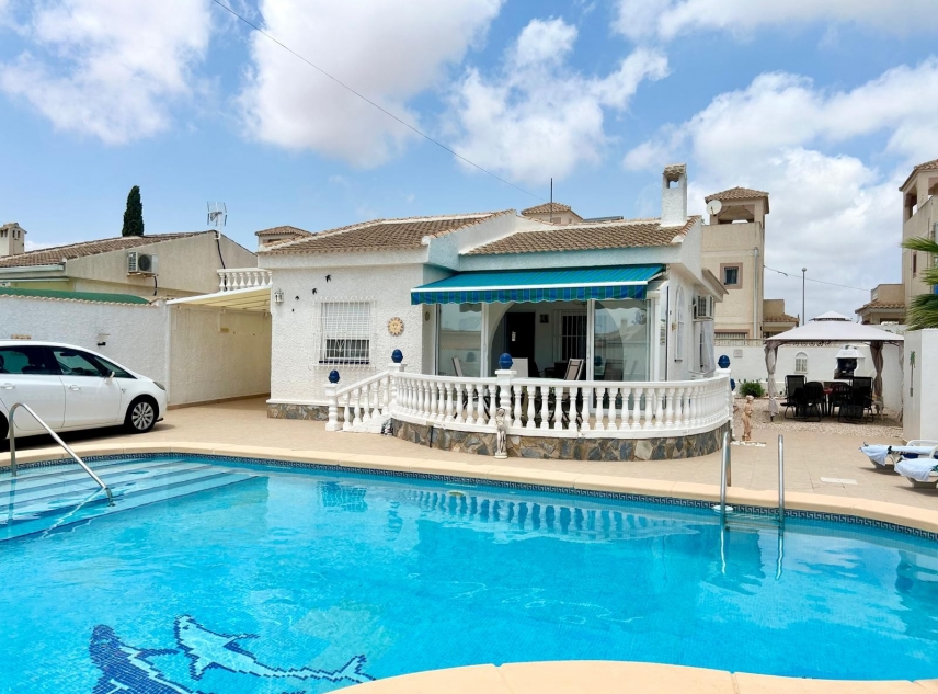 Property Sold - Villa for sale - Torrevieja - La Siesta