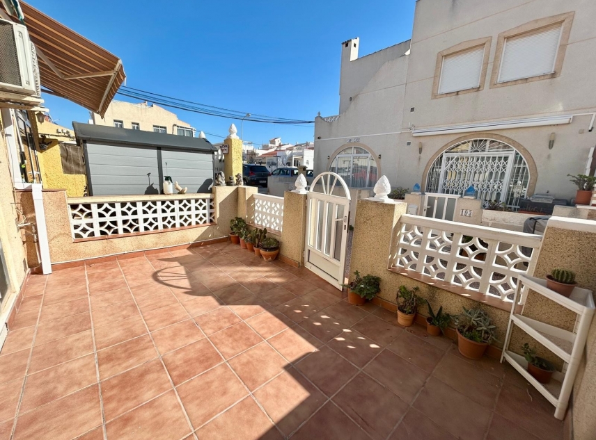Propiedad en venta - Bungalow en venta - Torrevieja - La Siesta