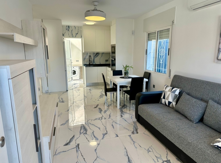 Propiedad en venta - Bungalow en venta - Torrevieja - La Siesta