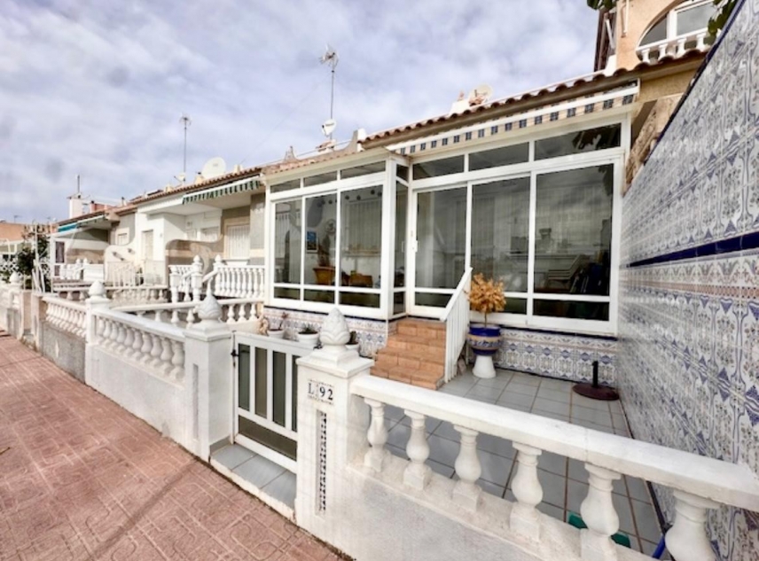 Propiedad en venta - Bungalow for sale - Orihuela Costa - La Florida