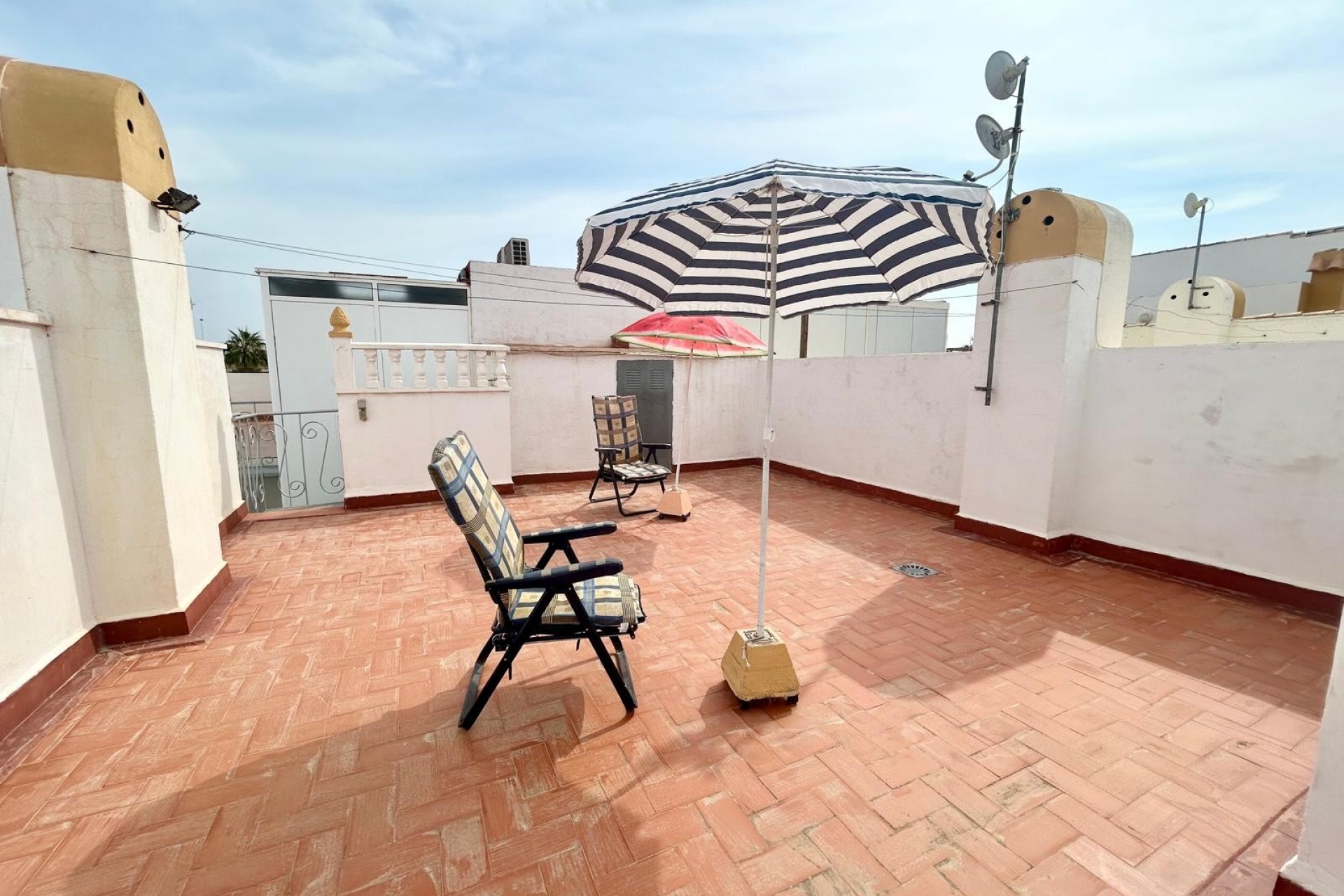 Propiedad en venta - Bungalow for sale - Torrevieja - Altos del Limonar