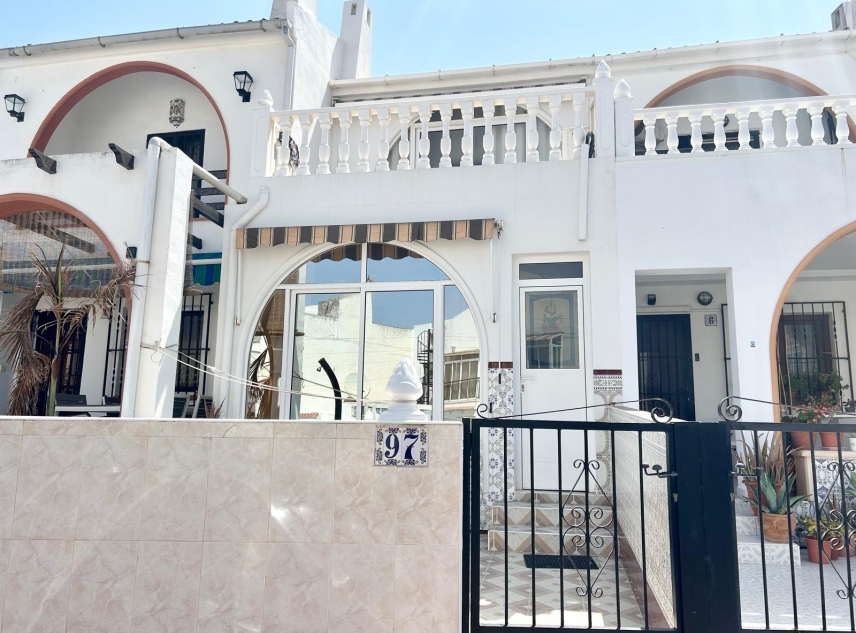 Propiedad en venta - Casa adosada en venta - Torrevieja - El Chaparral