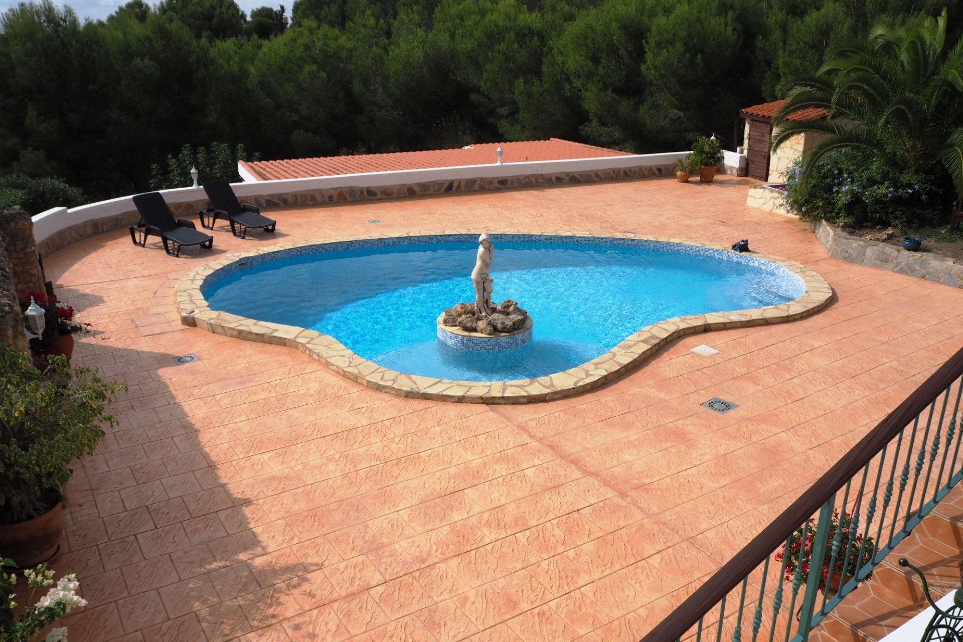 Propiedad en venta - Villa for sale - El Pinar de Campoverde - Campoverde