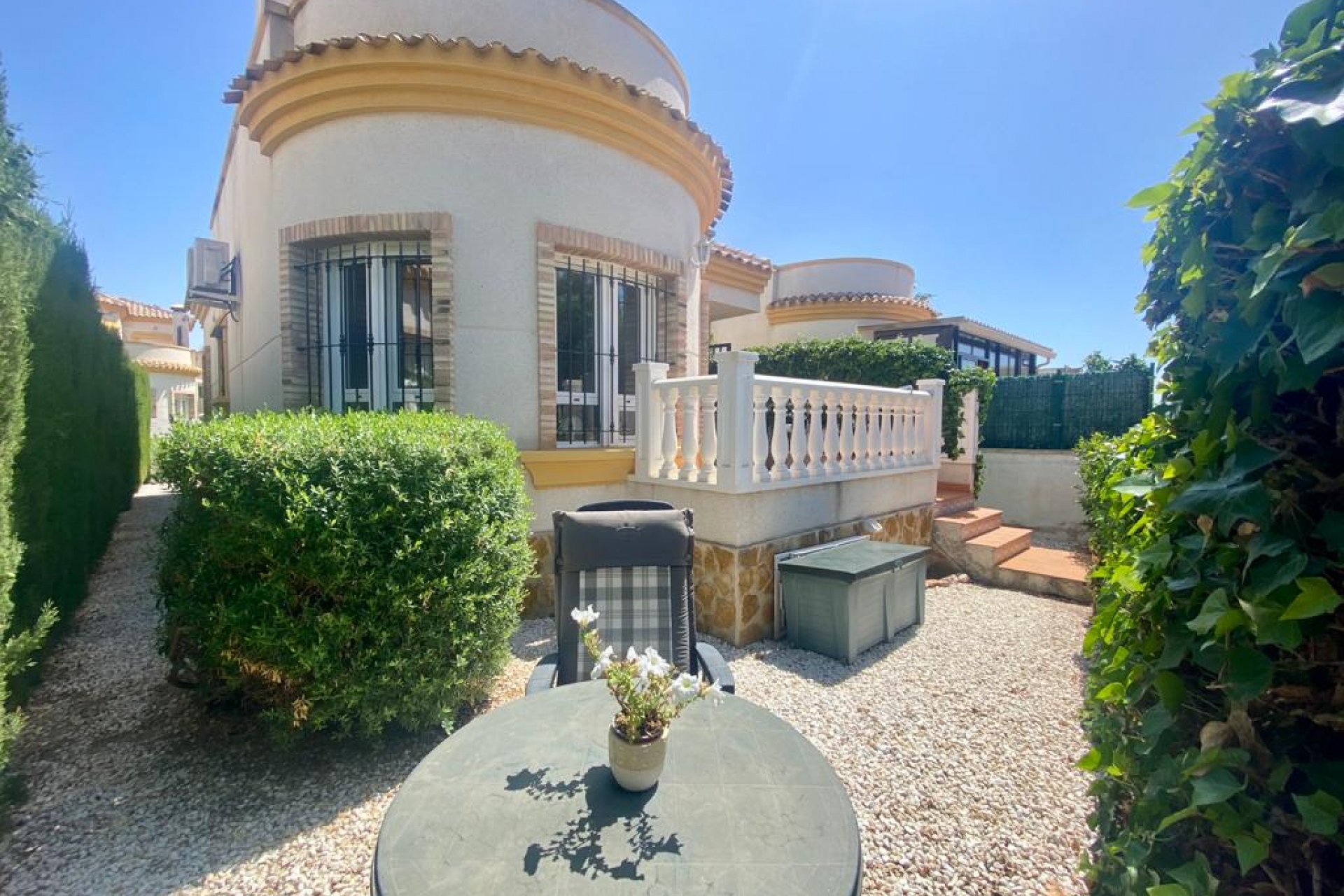 Propiedad en venta - Villa for sale - Los Montesinos - La Herrada