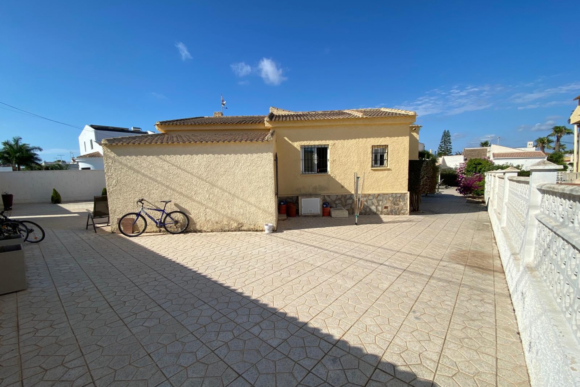 Propiedad en venta - Villa for sale - Torrevieja - El Chaparral