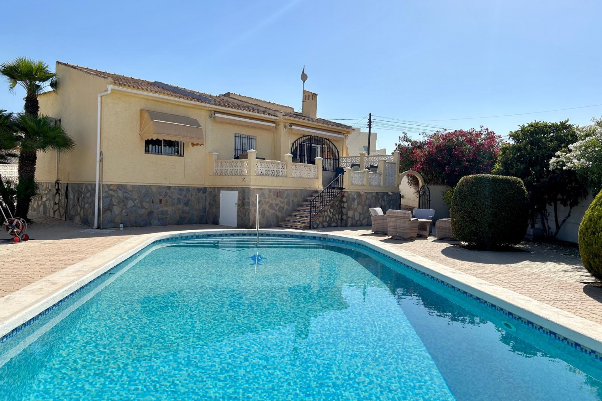 Propiedad en venta - Villa for sale - Torrevieja - El Chaparral