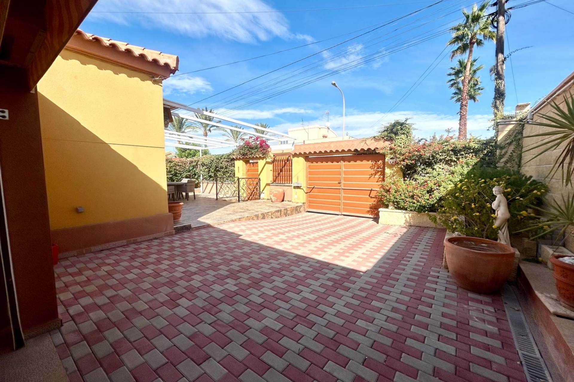 Propiedad en venta - Villa for sale - Torrevieja - El Chaparral