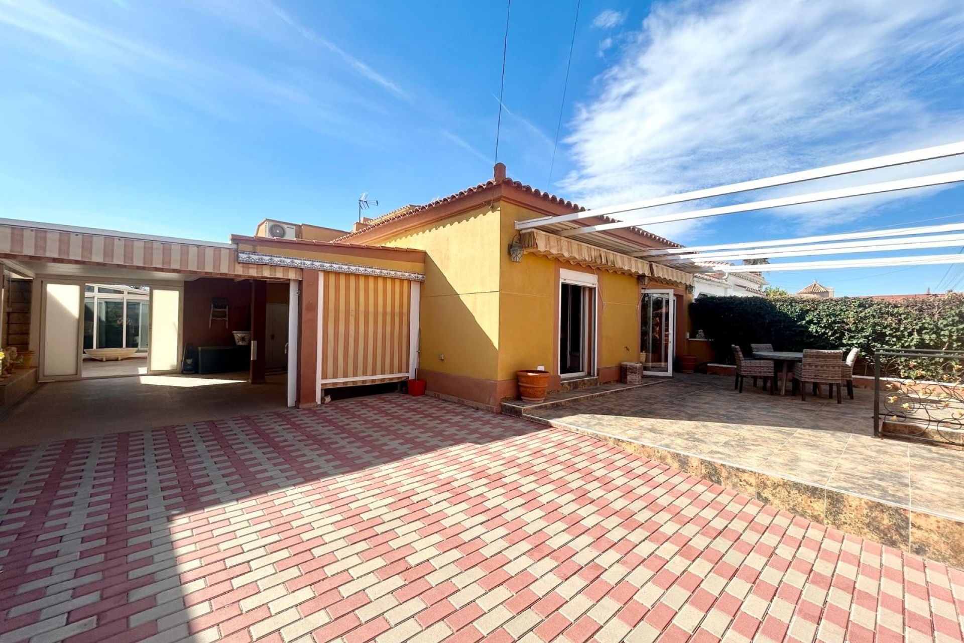 Propiedad en venta - Villa for sale - Torrevieja - El Chaparral