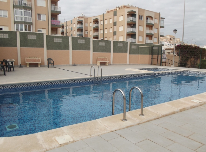 Propiedad vendida - Apartamento en venta - Torrevieja - La Mata