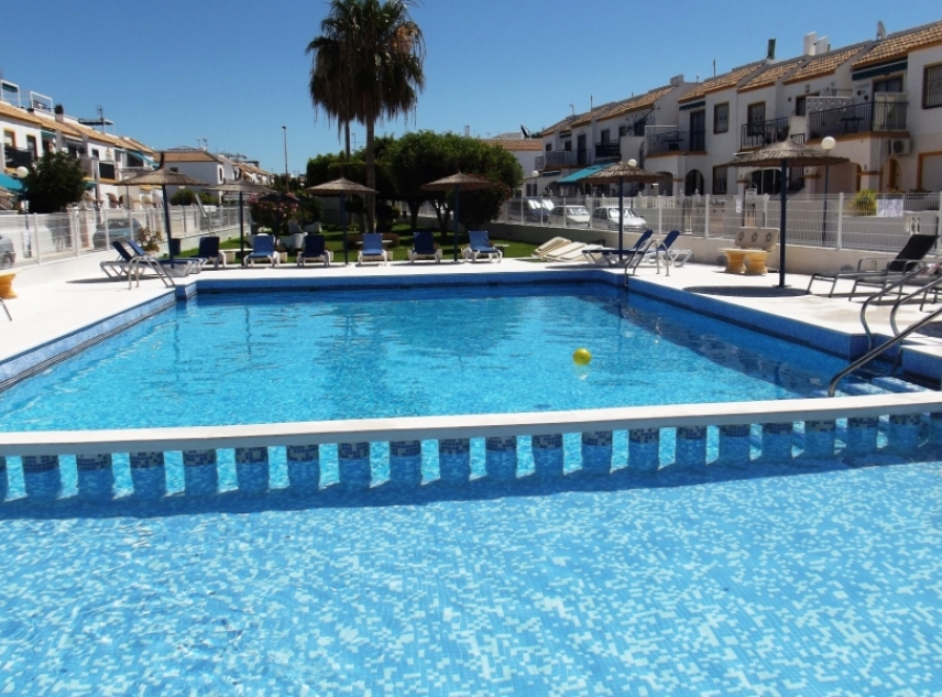 Propiedad vendida - Bungalow en venta - Torrevieja - Jardin del Mar