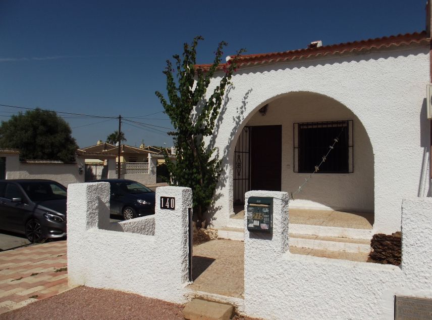Propiedad vendida - Bungalow en venta - Torrevieja - La Siesta