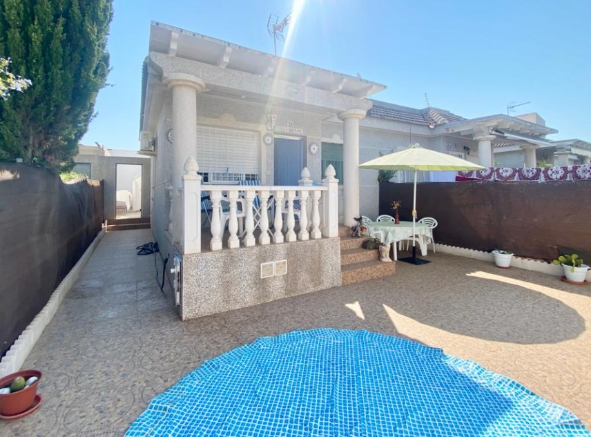 Propiedad vendida - Bungalow en venta - Torrevieja - La Siesta